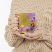 Load image into Gallery viewer, bee in the flowers mug
